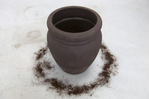 Pausentopf; Terrakottatopf, Kaffeesatz, Text, 2013